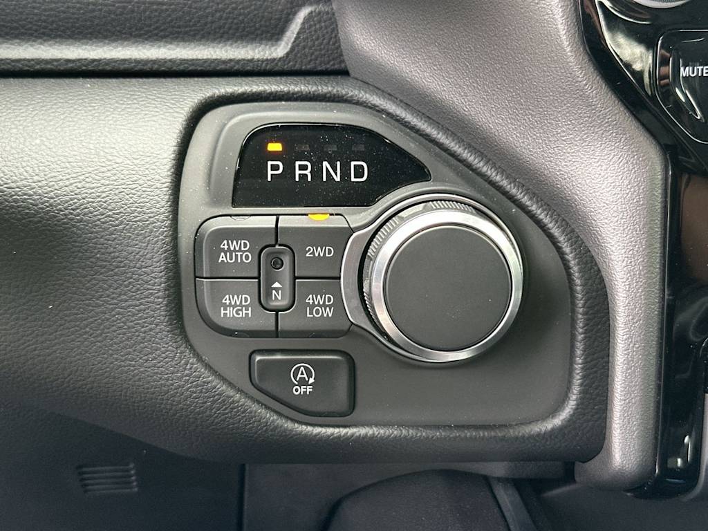 Thumbnail: 2026 RAM 1500 - 31