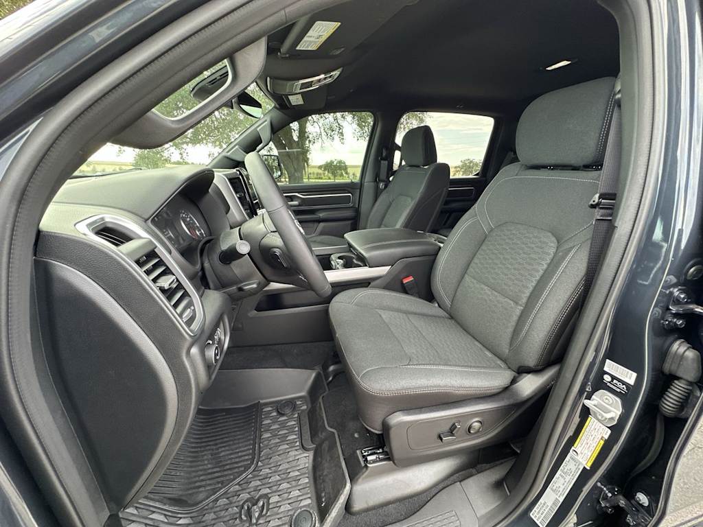 Thumbnail: 2026 RAM 1500 - 11
