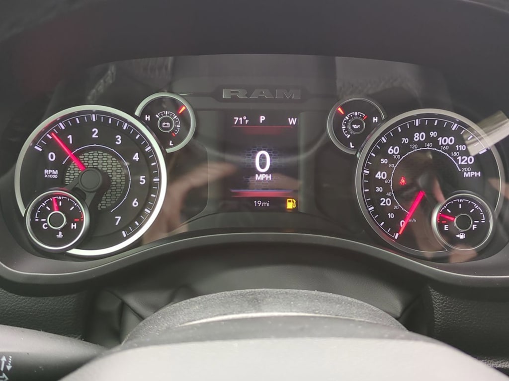 Thumbnail: 2026 RAM 1500 - 35