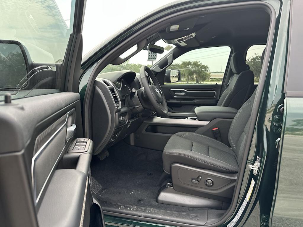 Thumbnail: 2026 RAM 1500 - 11