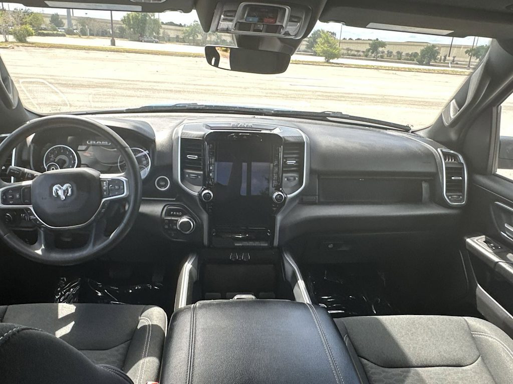Thumbnail: 2025 RAM 1500 - 2
