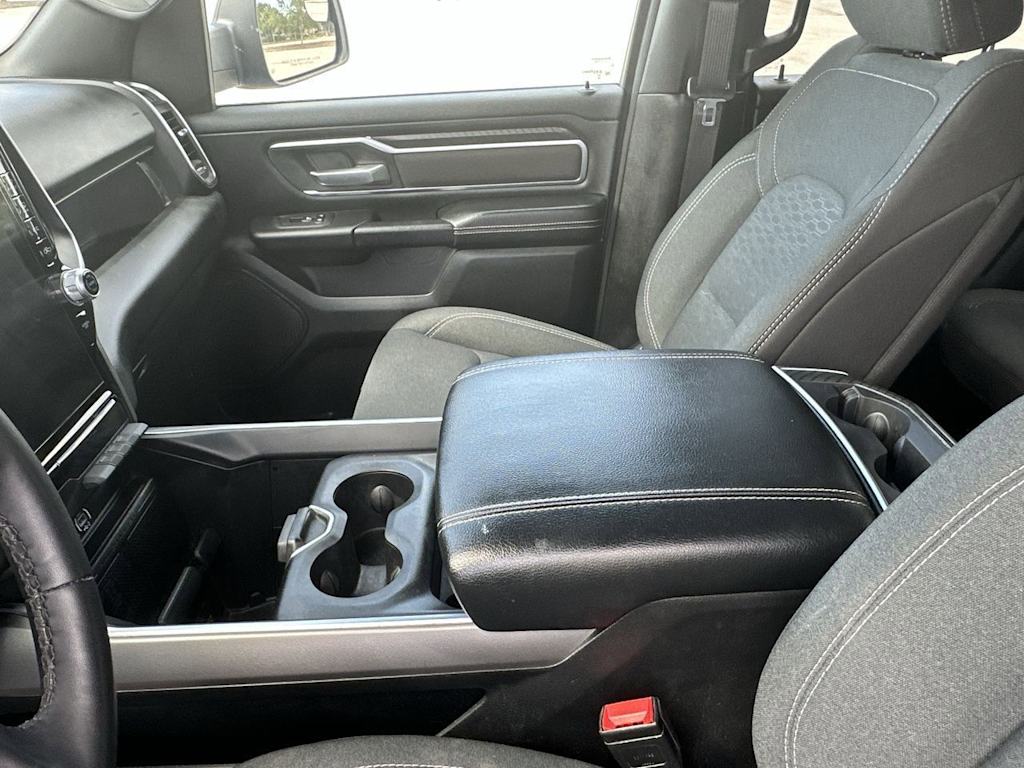 Thumbnail: 2025 RAM 1500 - 25