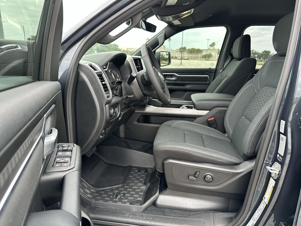 Thumbnail: 2026 RAM 1500 - 11