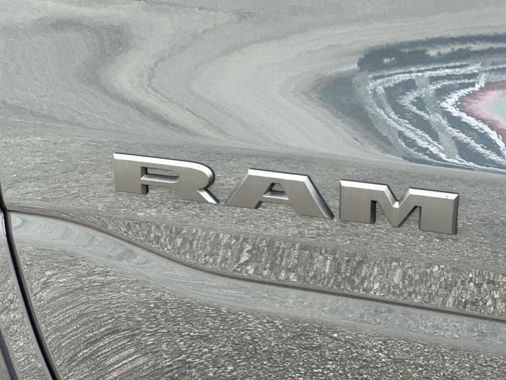 Thumbnail: 2026 RAM 1500 - 7