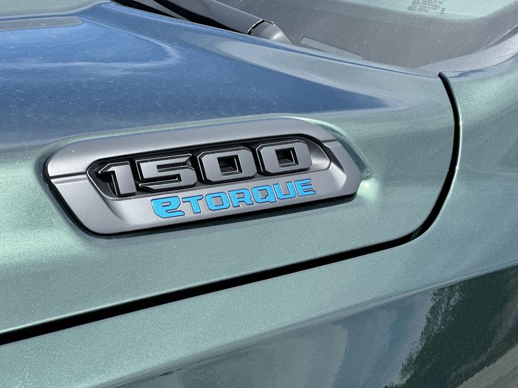 Thumbnail: 2026 RAM 1500 - 7