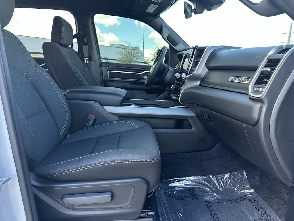 Thumbnail: 2026 RAM 1500 - 11