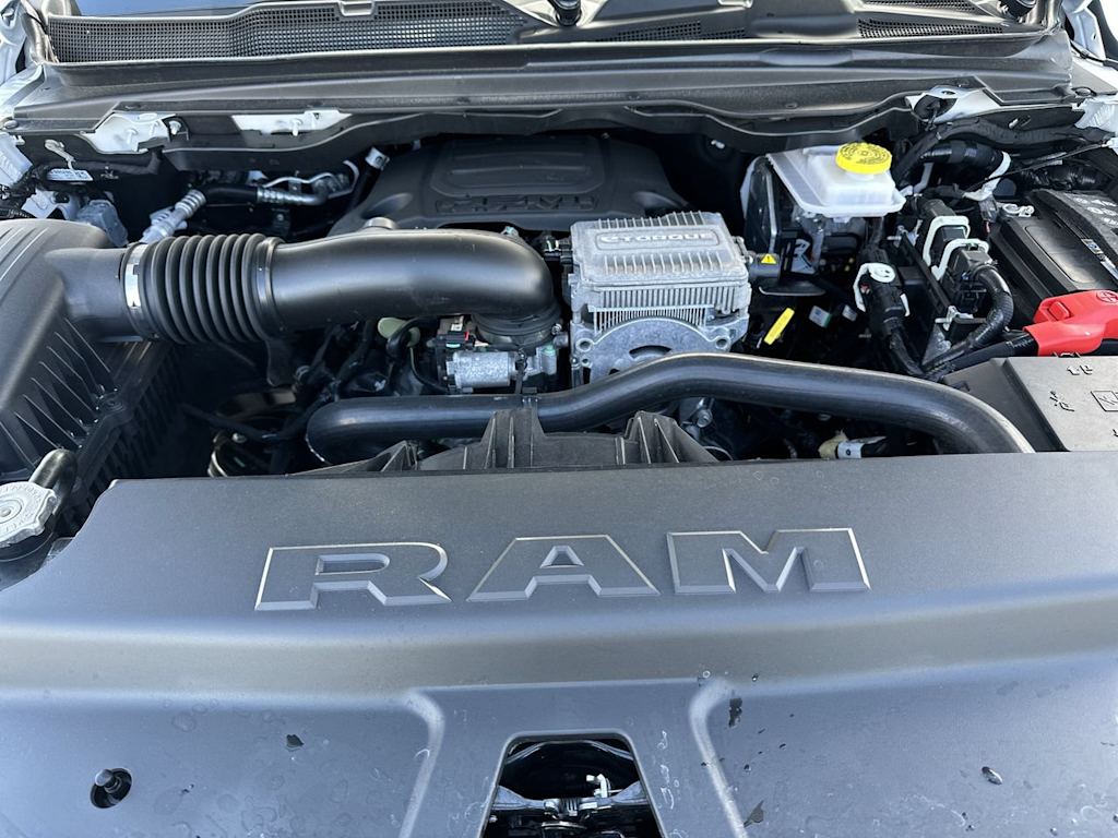 Thumbnail: 2026 RAM 1500 - 8