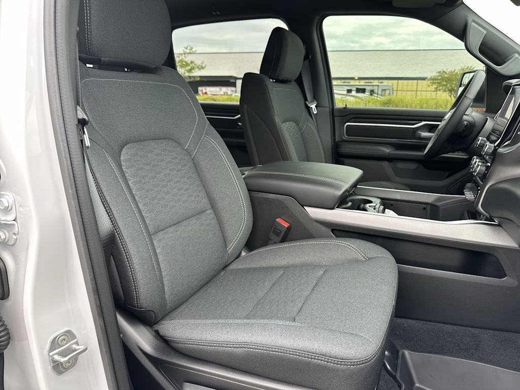 Thumbnail: 2026 RAM 1500 - 27