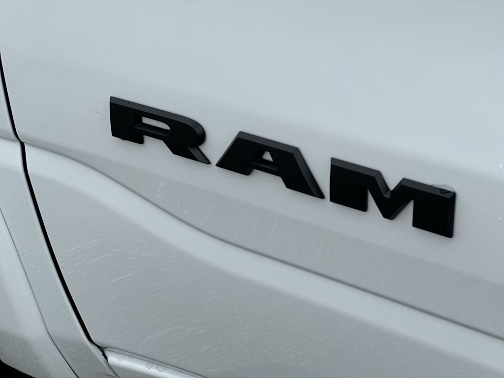 Thumbnail: 2026 RAM 1500 - 7