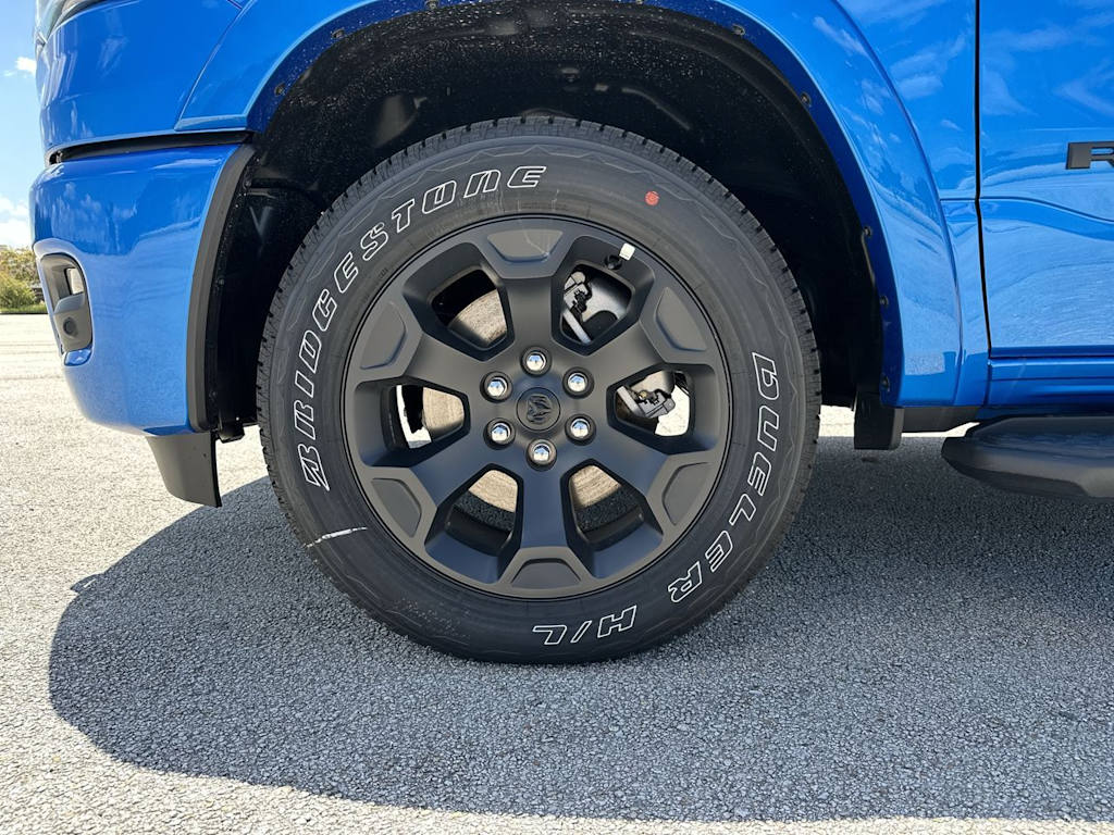 Thumbnail: 2026 RAM 1500 - 8