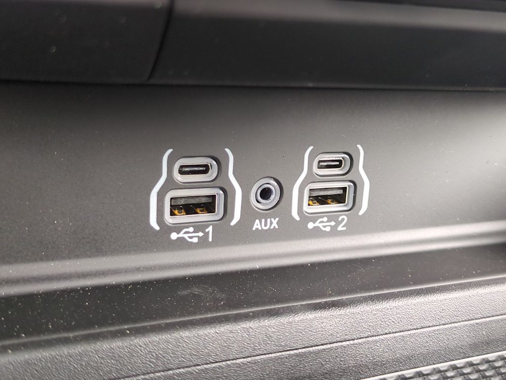 Thumbnail: 2026 RAM 1500 - 32