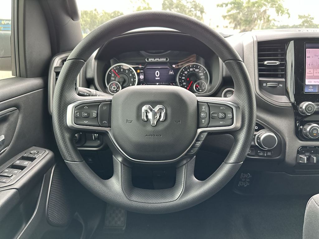 Thumbnail: 2026 RAM 1500 - 10