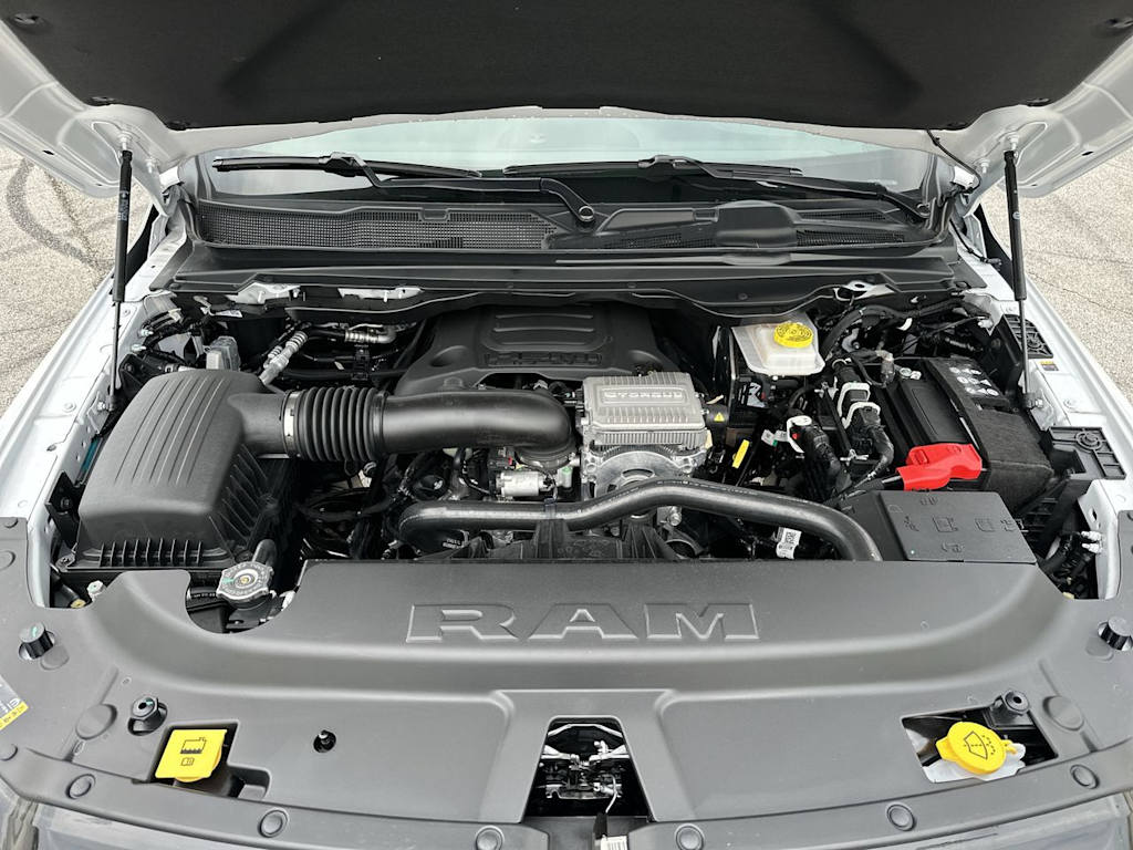 Thumbnail: 2026 RAM 1500 - 9