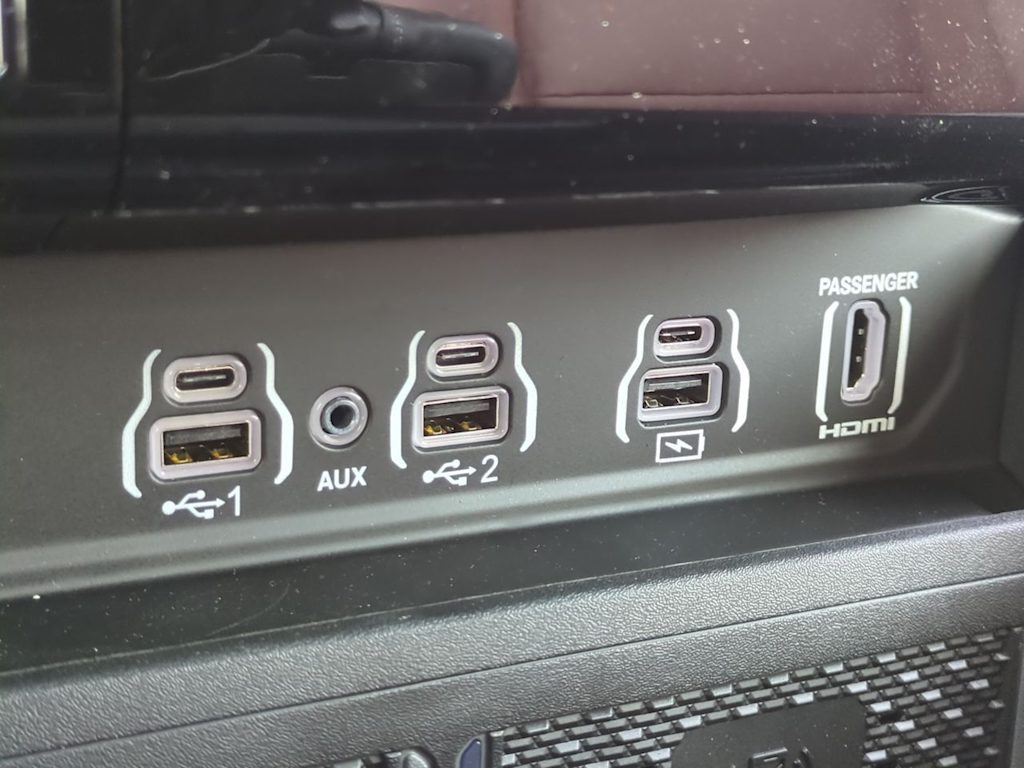 Thumbnail: 2026 RAM 1500 - 35