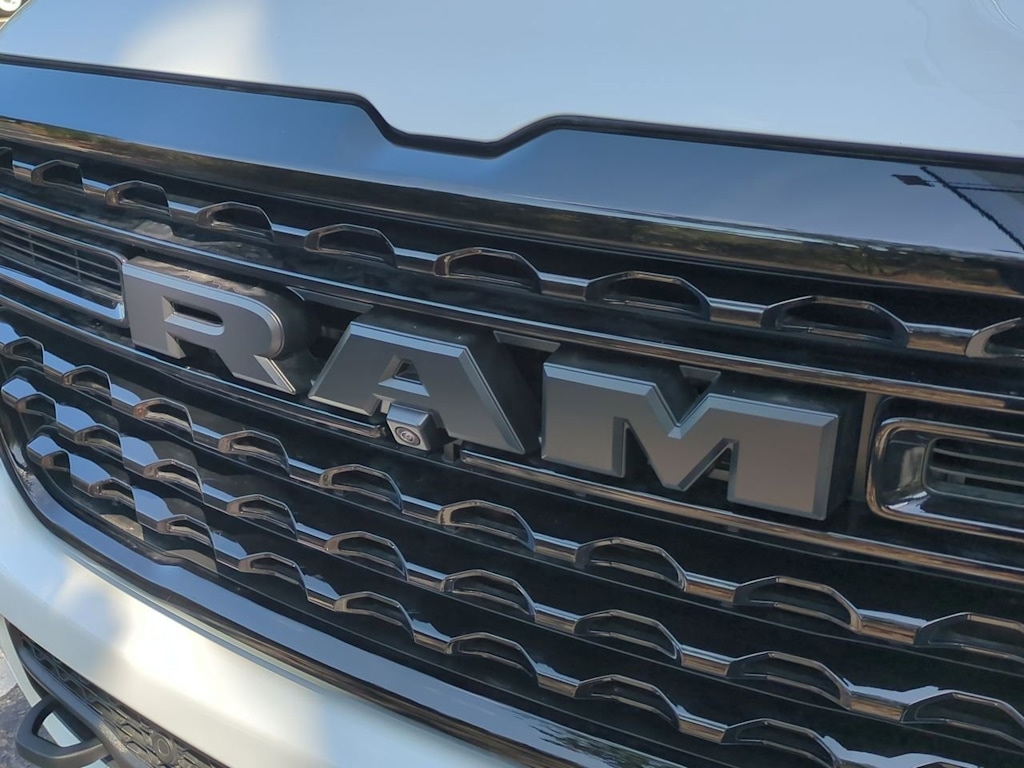 2025 RAM 1500 Limited 7