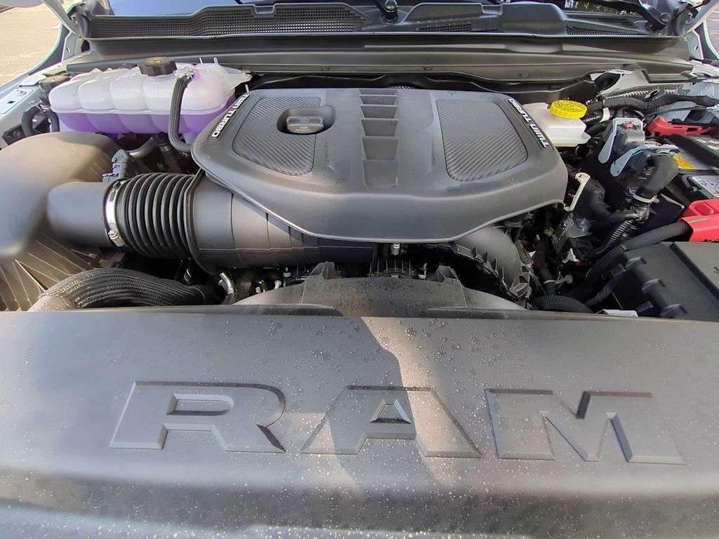 2025 RAM 1500 Limited 9