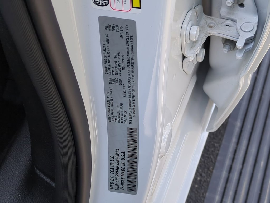 2025 RAM 1500 Limited 18