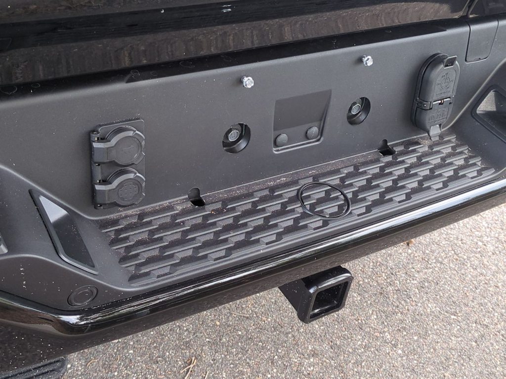 Thumbnail: 2026 RAM 1500 - 7