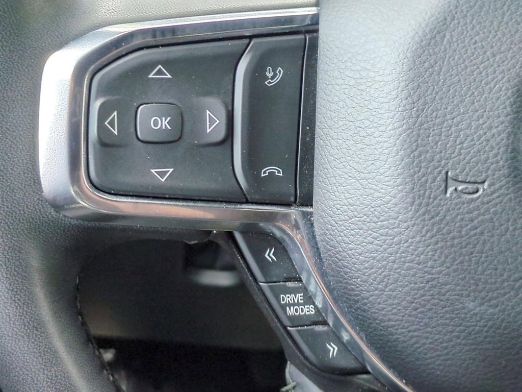 Thumbnail: 2025 RAM 1500 - 28