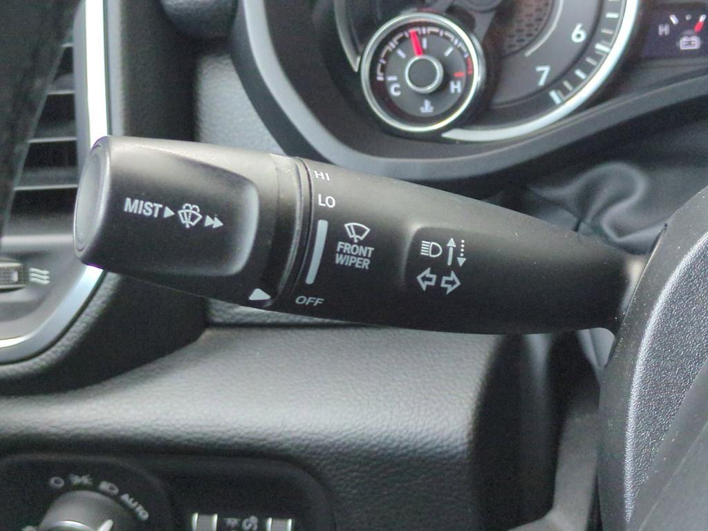 Thumbnail: 2025 RAM 1500 - 30