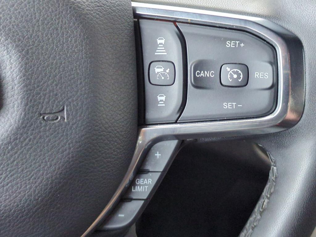 Thumbnail: 2025 RAM 1500 - 29