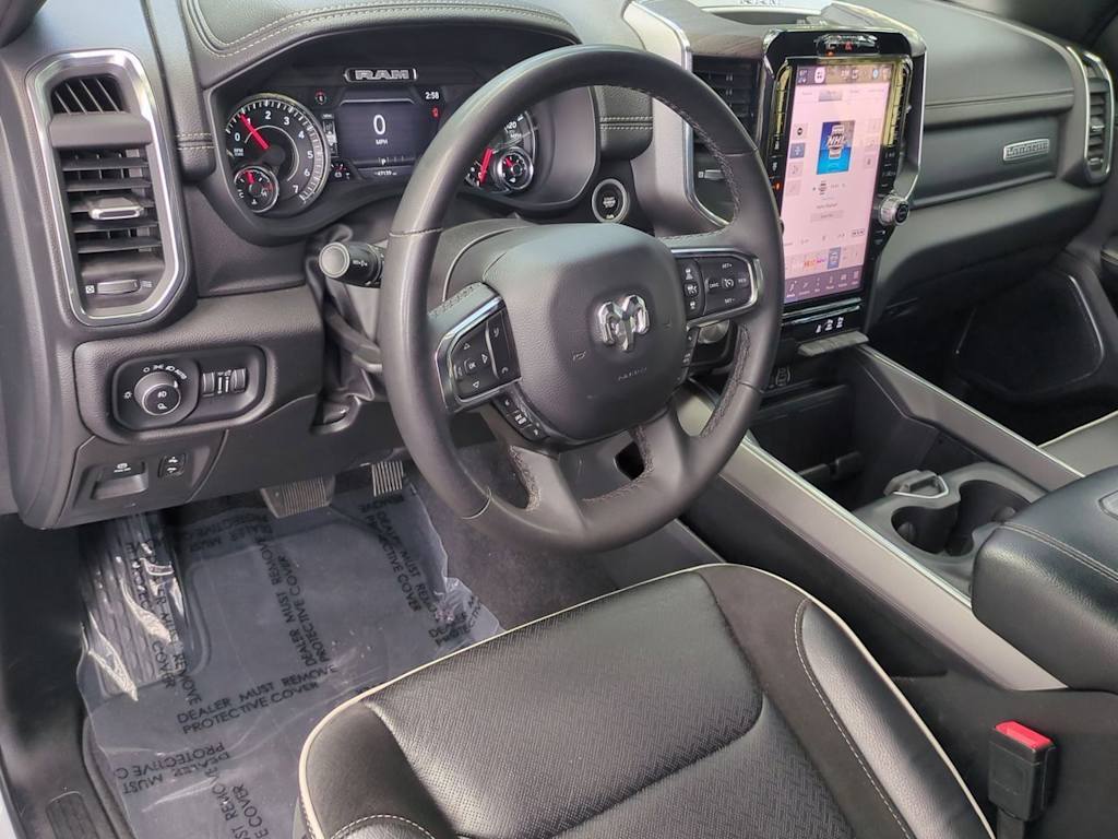Thumbnail: 2025 RAM 1500 - 2