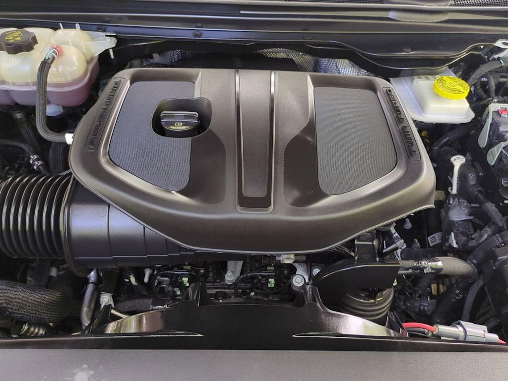 Thumbnail: 2025 RAM 1500 - 9