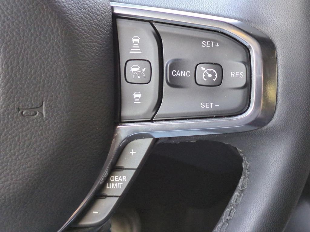 Thumbnail: 2025 RAM 1500 - 29