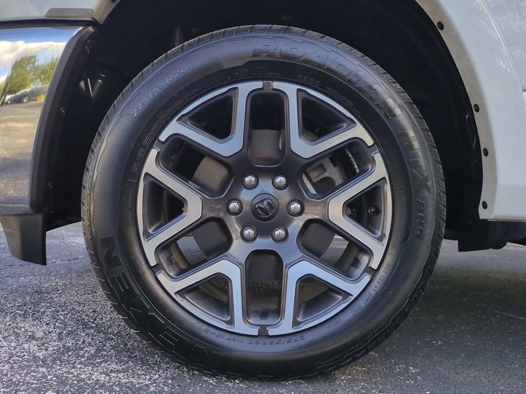 Thumbnail: 2025 RAM 1500 - 8