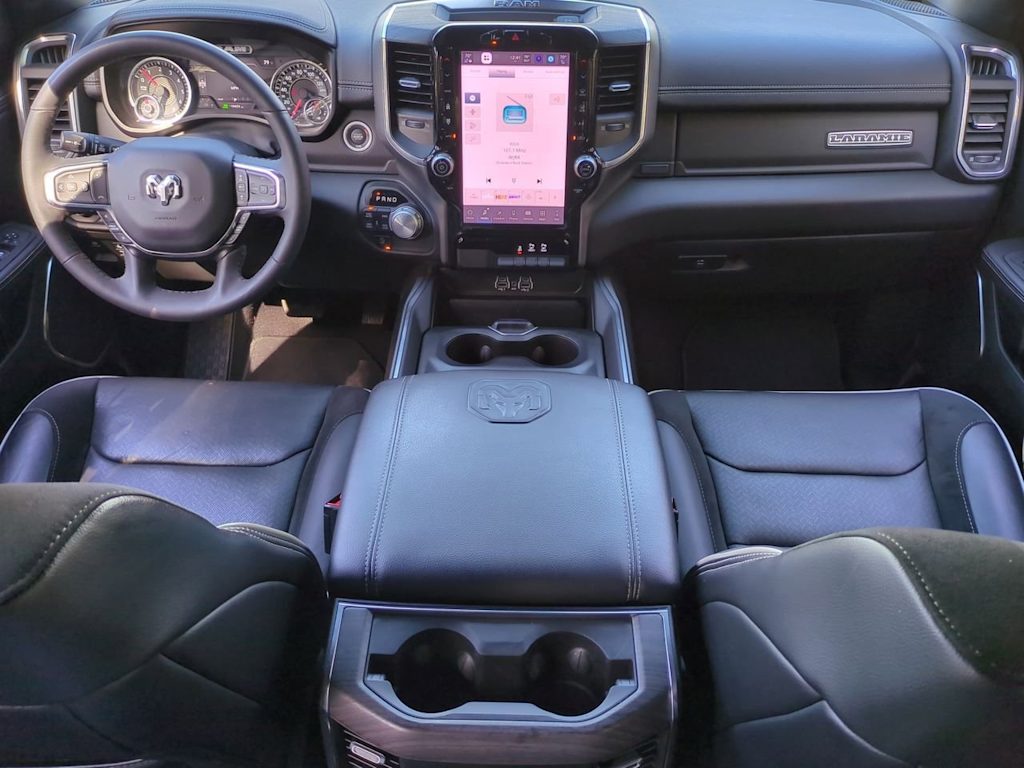 Thumbnail: 2025 RAM 1500 - 10