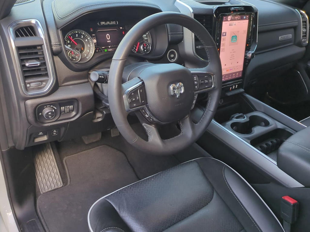 Thumbnail: 2025 RAM 1500 - 2