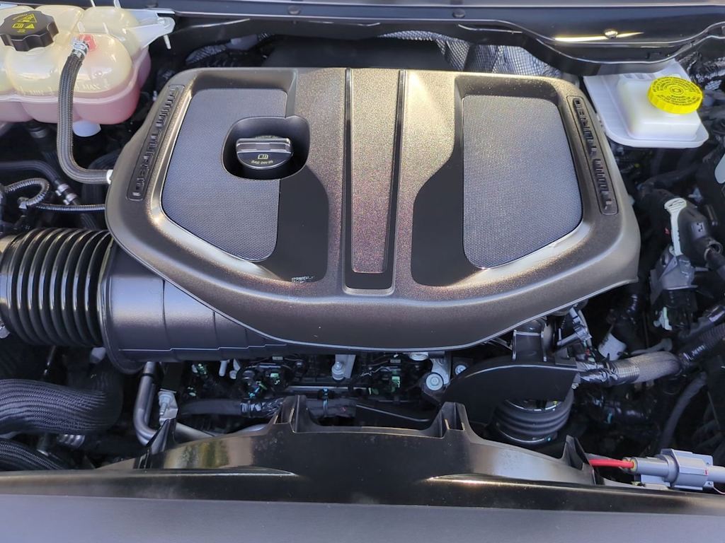 Thumbnail: 2025 RAM 1500 - 9