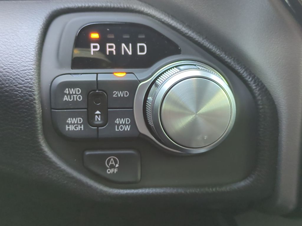Thumbnail: 2026 RAM 1500 - 35