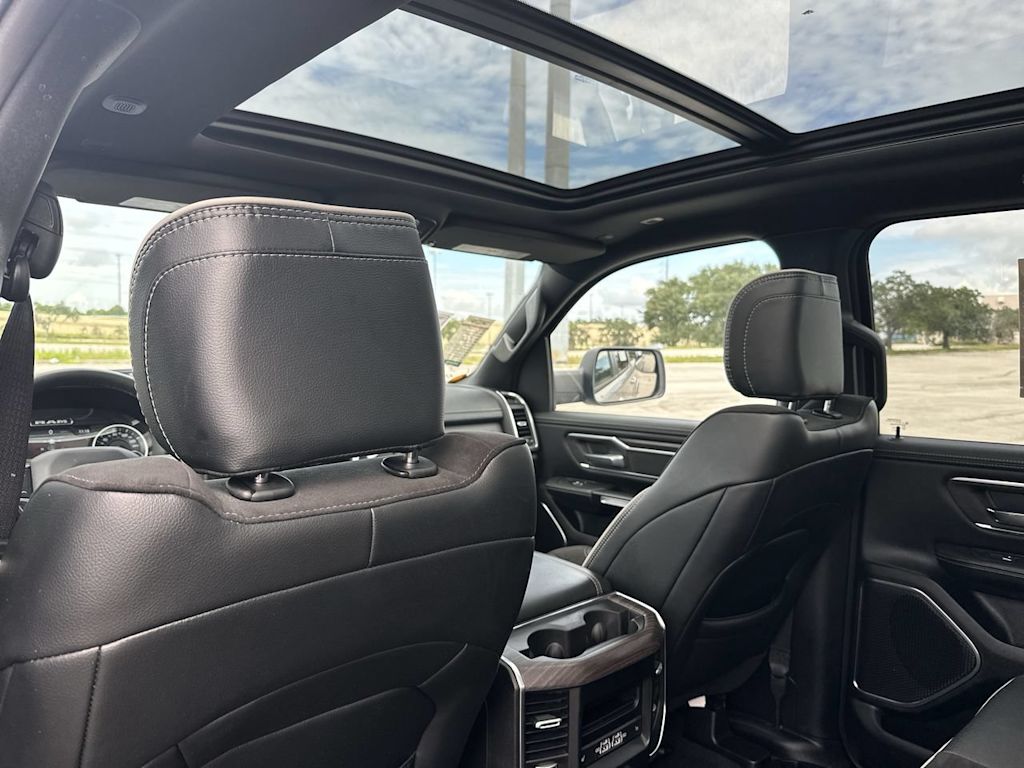 Thumbnail: 2025 RAM 1500 - 26
