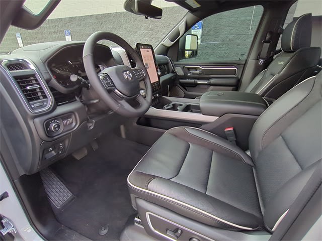 2025 RAM 1500 Laramie 11