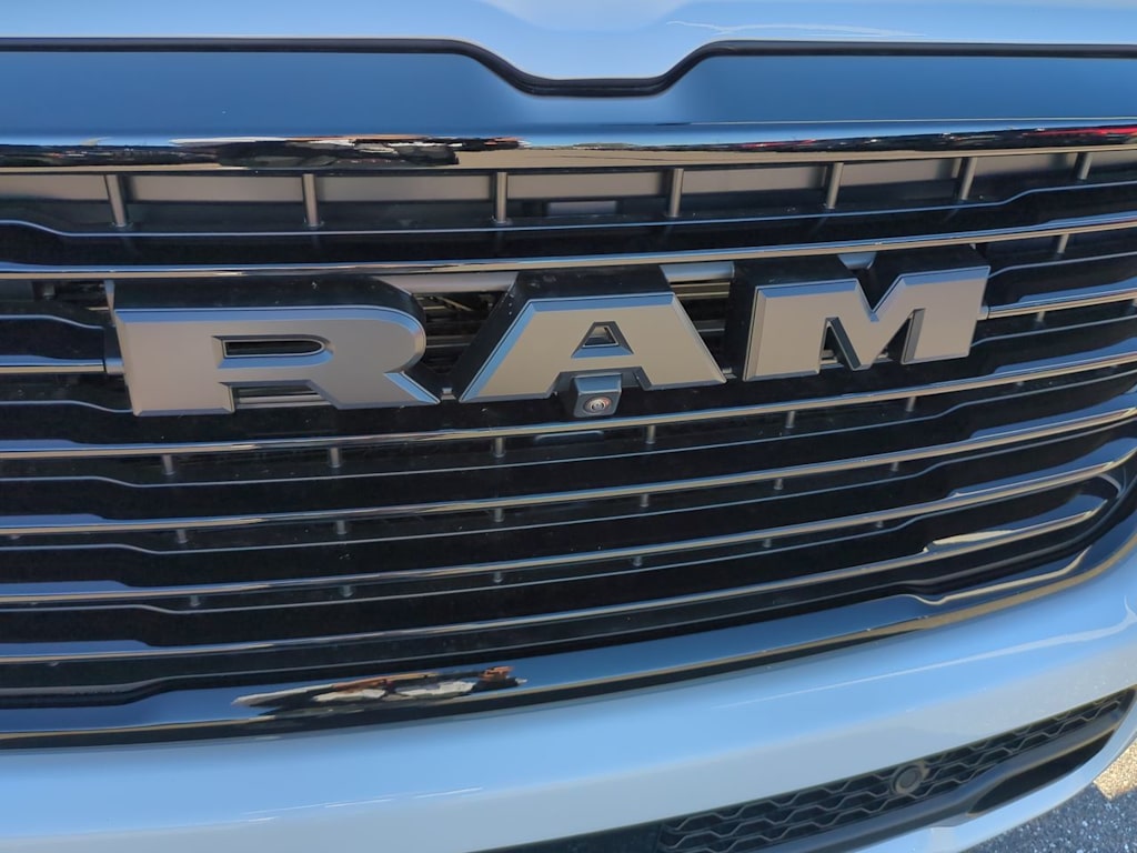 Thumbnail: 2026 RAM 1500 - 7