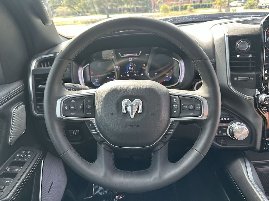 Thumbnail: 2025 RAM 1500 - 10