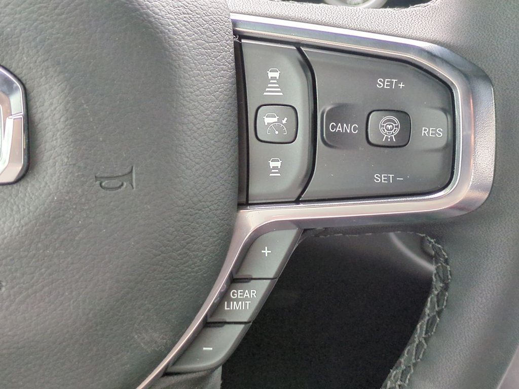 Thumbnail: 2026 RAM 1500 - 30
