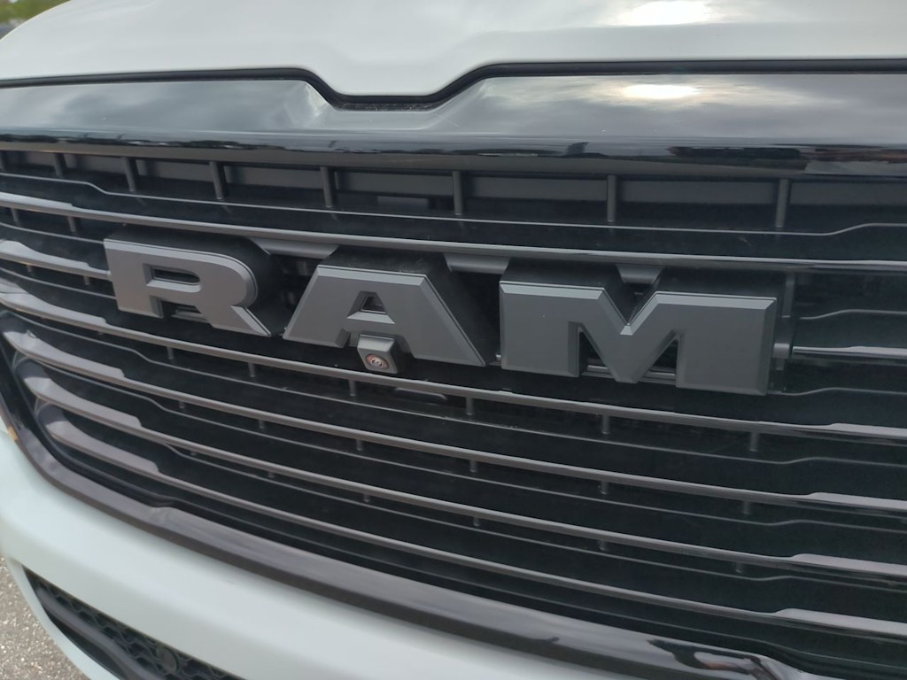 Thumbnail: 2026 RAM 1500 - 7