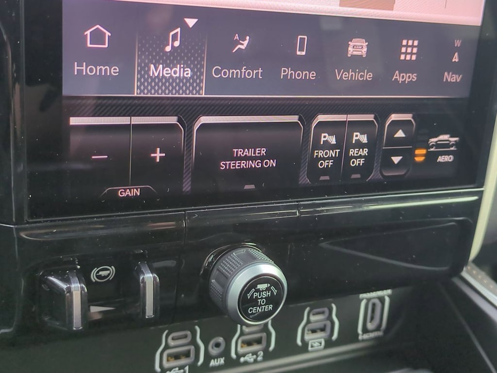 Thumbnail: 2026 RAM 1500 - 26