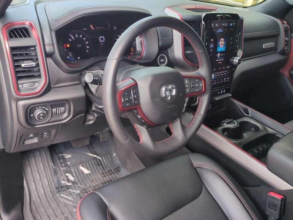 Thumbnail: 2025 RAM 1500 - 2