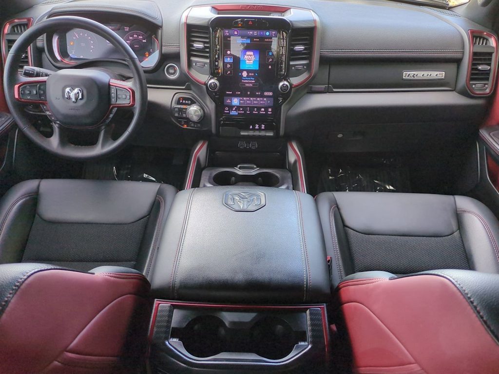 Thumbnail: 2025 RAM 1500 - 10