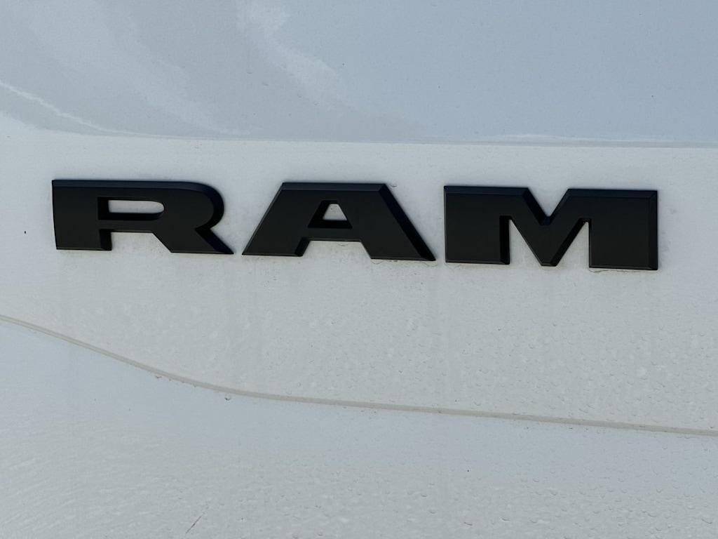 Thumbnail: 2026 RAM 1500 - 7
