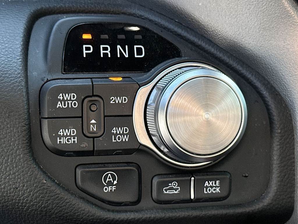 Thumbnail: 2025 RAM 1500 - 11