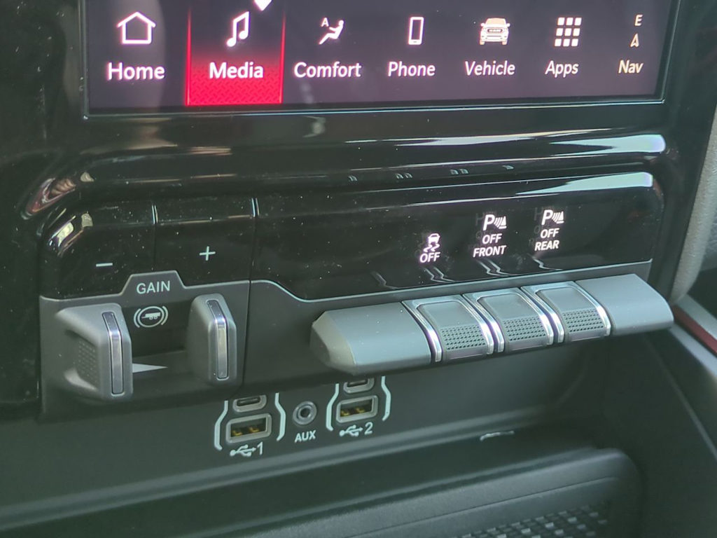 Thumbnail: 2026 RAM 1500 - 24