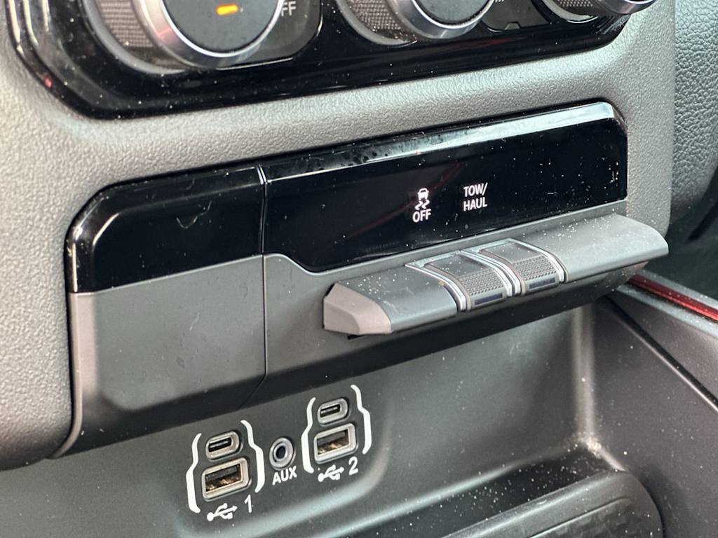 Thumbnail: 2024 RAM 1500 - 24