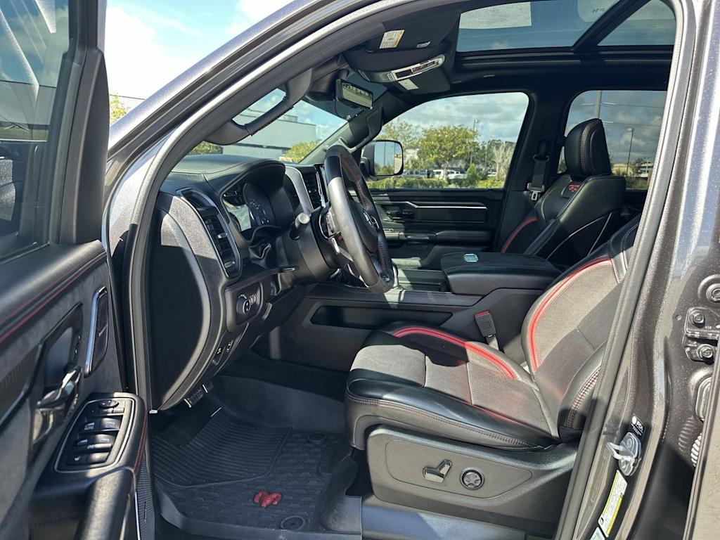 Thumbnail: 2022 RAM 1500 - 10