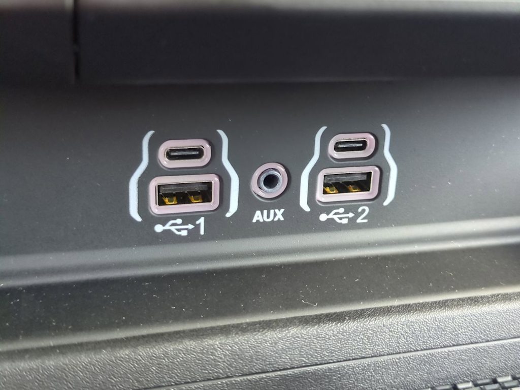 Thumbnail: 2026 RAM 1500 - 35