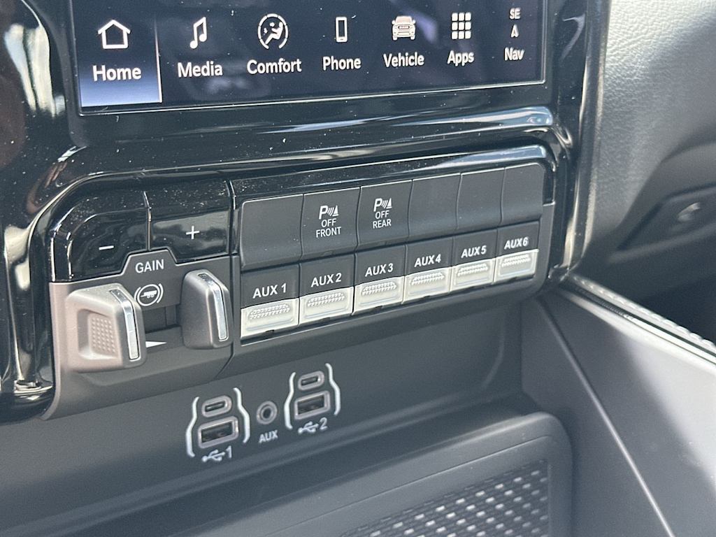 Thumbnail: 2026 RAM 1500 - 24