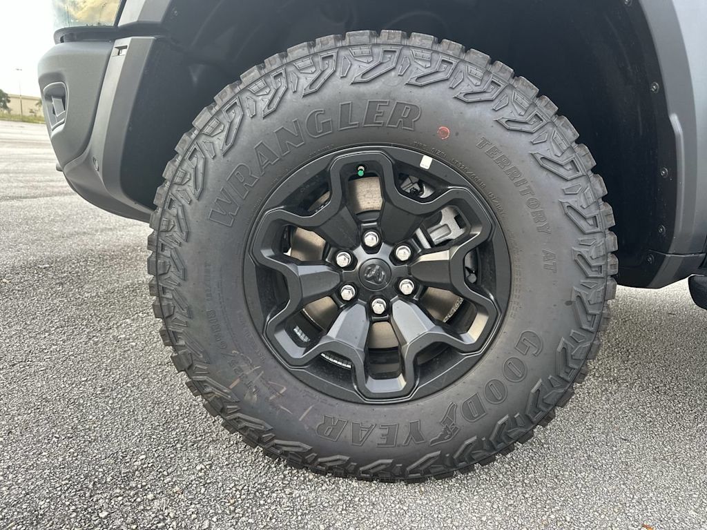Thumbnail: 2026 RAM 1500 - 8